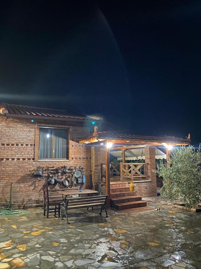 Vila Mario Berat Exterior photo